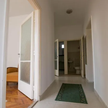 Maria Apartman Nyiregyhaza Exterior photo